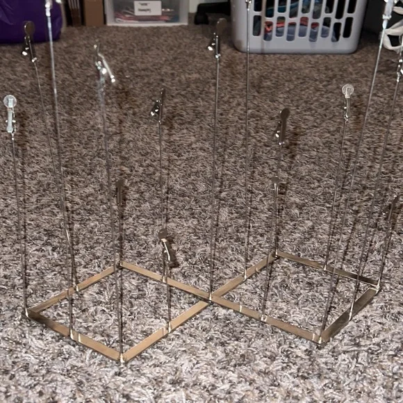 🤩4/$15🥳 expandable multi-height picture holder - Picture 5 of 5